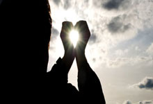 壹号娱乐体育：（走进中国乡村）新疆“百年足球村”：民间赛事拉动文旅消费3-26 16：40.